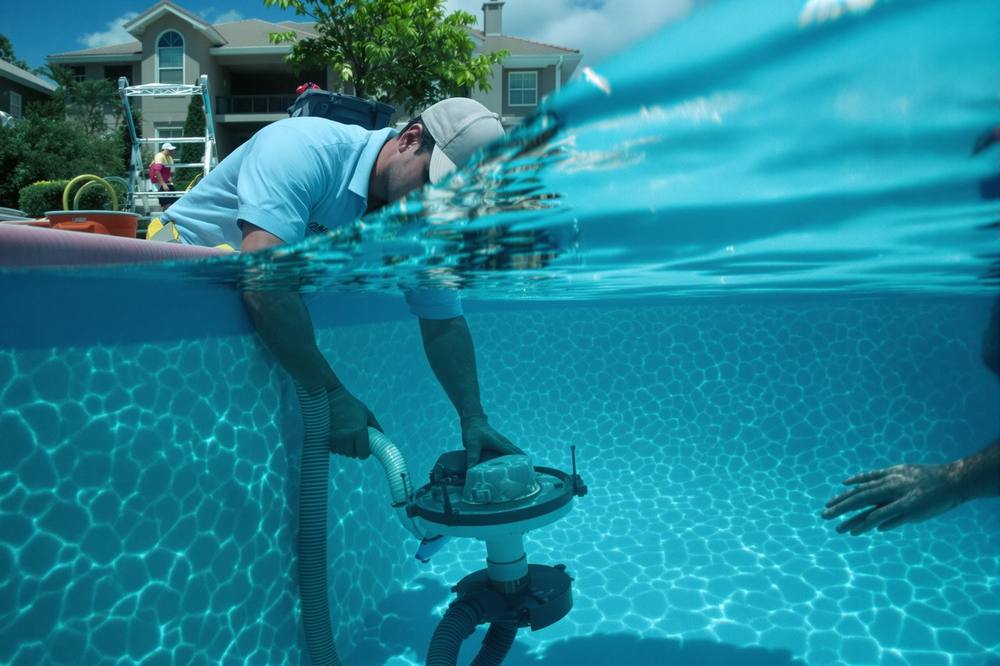 Vacuuming pool floor